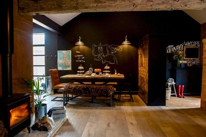 Tofy York Exterior foto